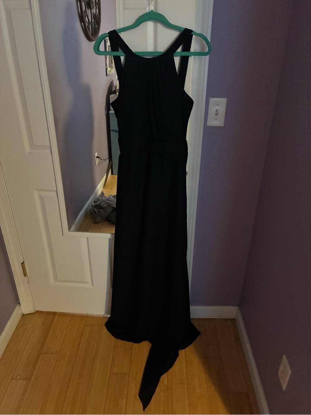 Classic Navy Sleeveless Evening Dress - Timeless Formal Gown